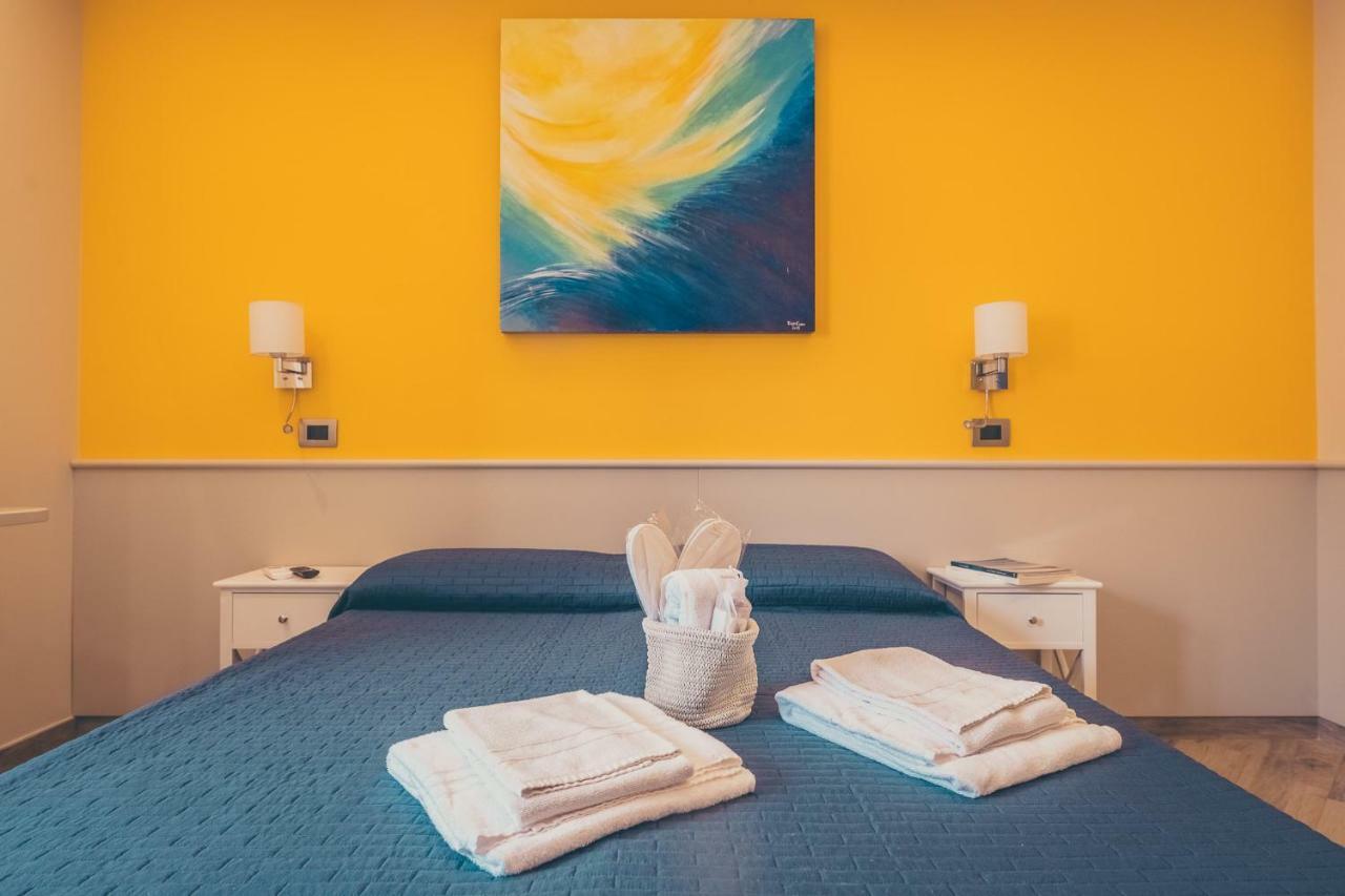 Oltre il Mare Guest House Gaète Extérieur photo